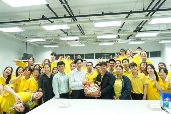 โรงเรียนปรีชานุศาสน์